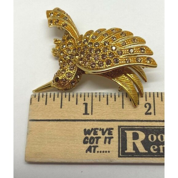 Vintage Hummingbird in Flight Brooch Pin Gold Tone Rhinestone Flying Bird - Picture 3 of 6